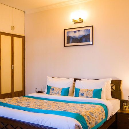 Alaya Stays Mehar Villa - 3 Bhk With Garden & Scenic Views Kasauli Εξωτερικό φωτογραφία