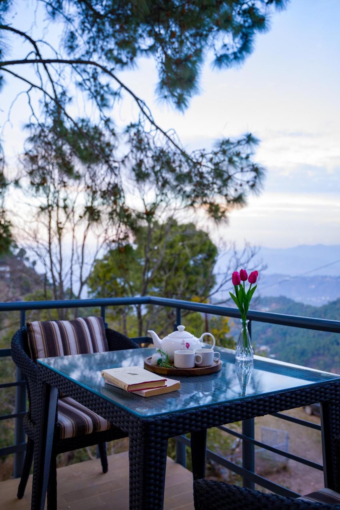 Alaya Stays Mehar Villa - 3 Bhk With Garden & Scenic Views Kasauli Εξωτερικό φωτογραφία