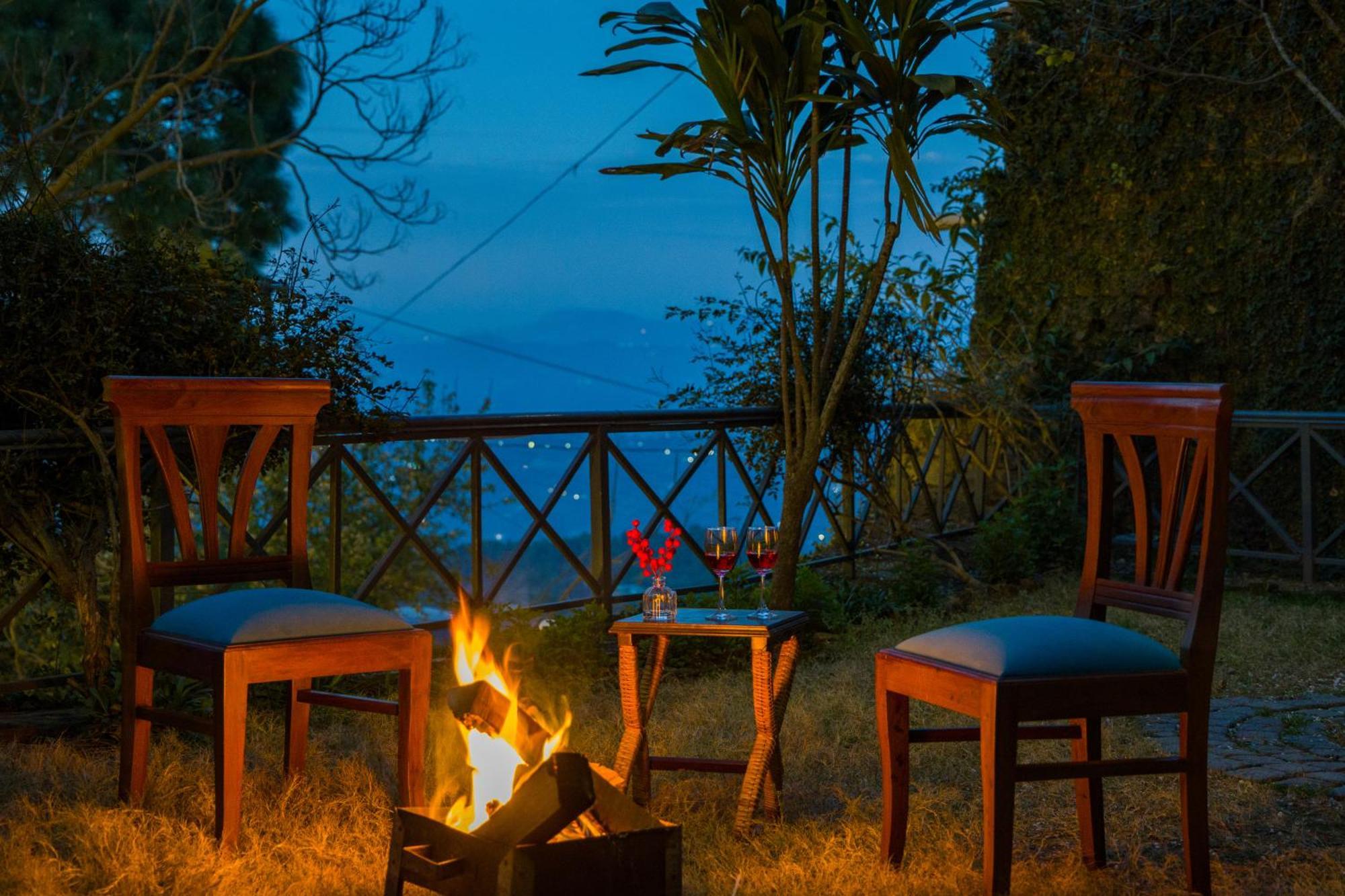 Alaya Stays Mehar Villa - 3 Bhk With Garden & Scenic Views Kasauli Εξωτερικό φωτογραφία